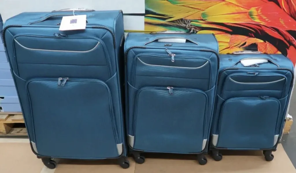 Packing Experience: Space, Organization & Practicality
