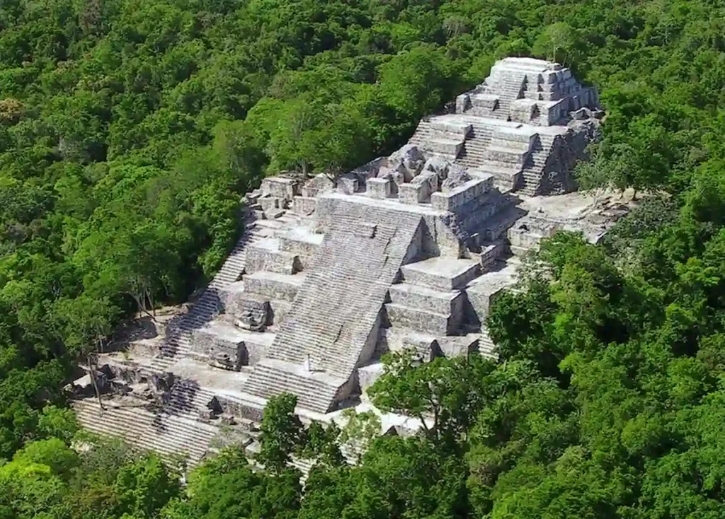 Calakmul, Mexico (Campeche) — Royal City in a Biosphere