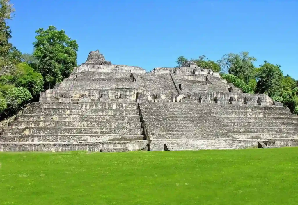 Caracol, Belize (Cayo) — Sky Palace & a Vast Ancient City