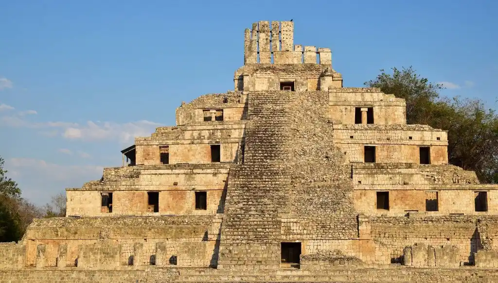 Edzná, Mexico (Campeche) — Five-Story Temple & Canal System